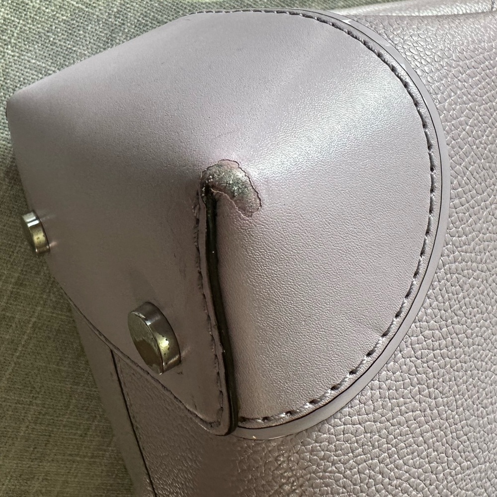 Michael Kors Lilac Pebbled Leather Tote | Pre-Loved with Dust Bag & Keychain - Picture 7 of 9